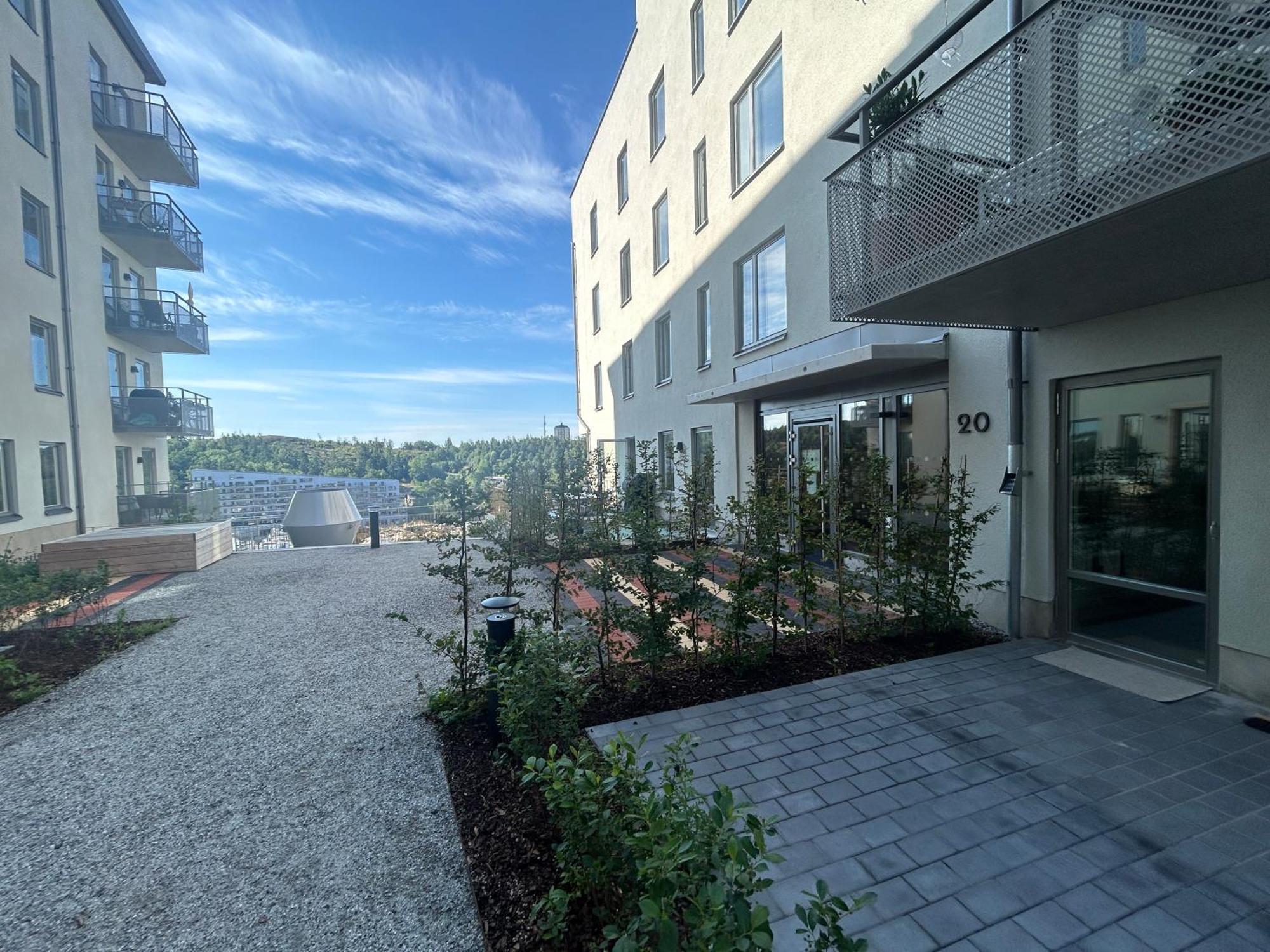 Newly Built Bright Apartment, Close To Everything If You Want To Visit Stockholm, You Will Find The Perfect Accommodation Here! Ferry Line 80 Makes It Very Convenient And Easy To Get To The City Center Нака Экстерьер фото